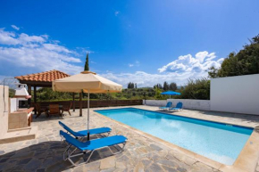Villa Ira Finiki